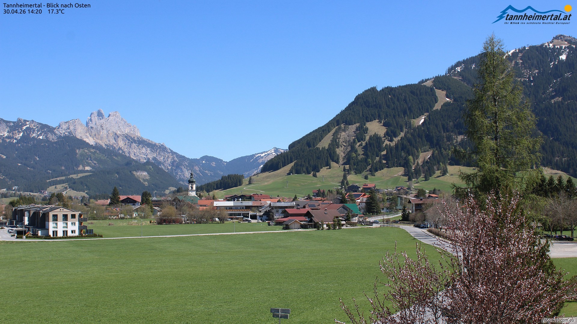 Archiv Foto Webcam Blick ins Tannheimer Tal