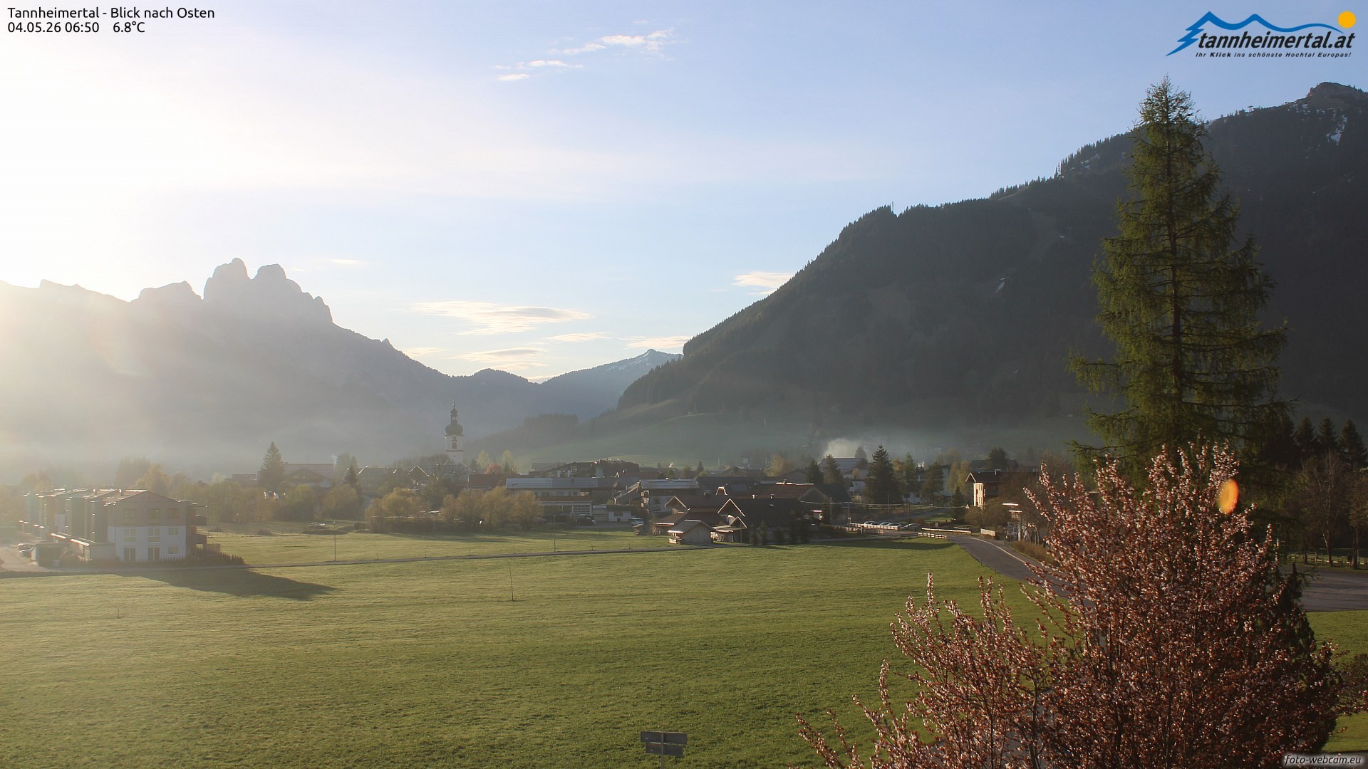 Archiv Foto Webcam Blick ins Tannheimer Tal