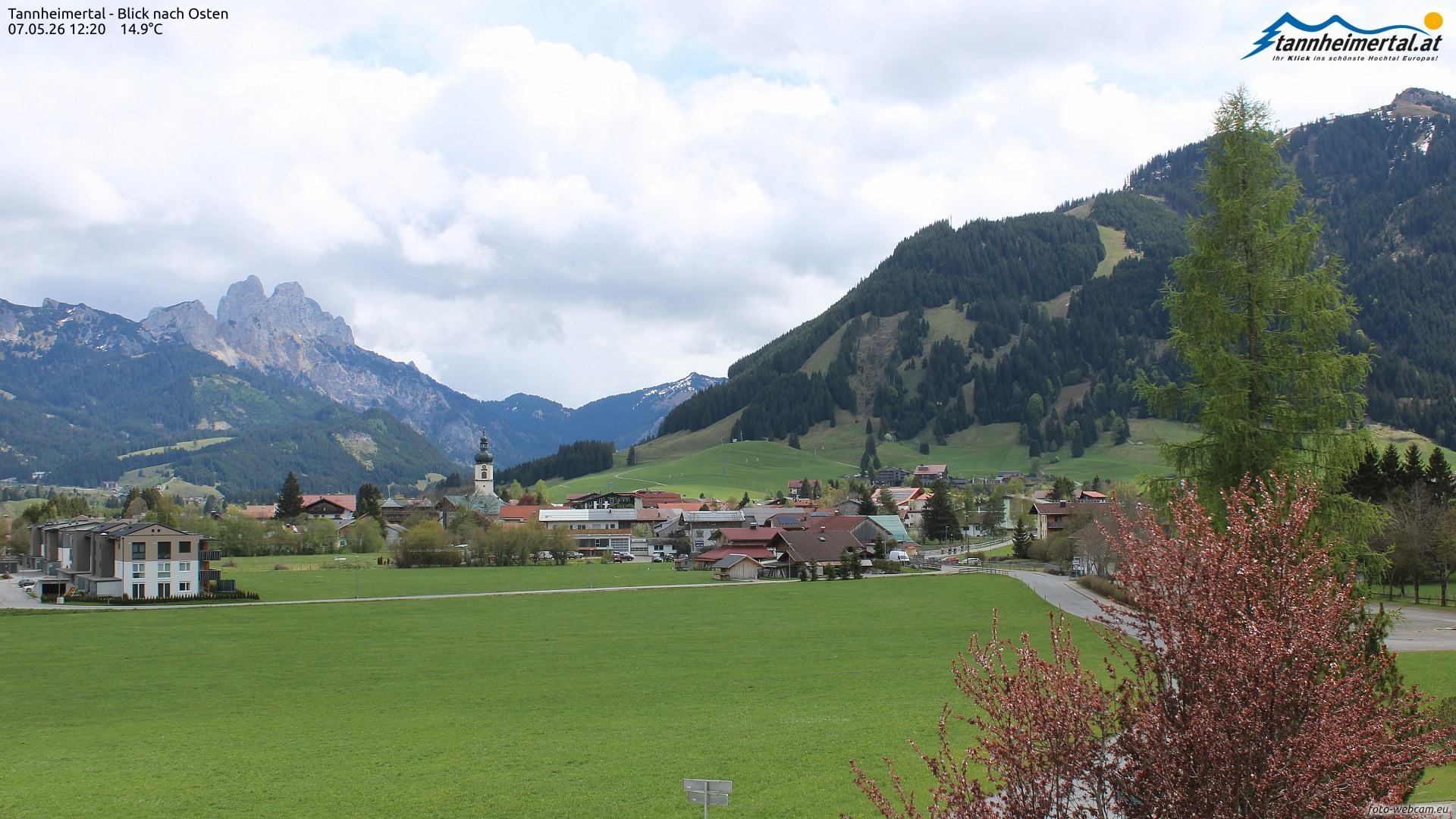 Archiv Foto Webcam Blick ins Tannheimer Tal