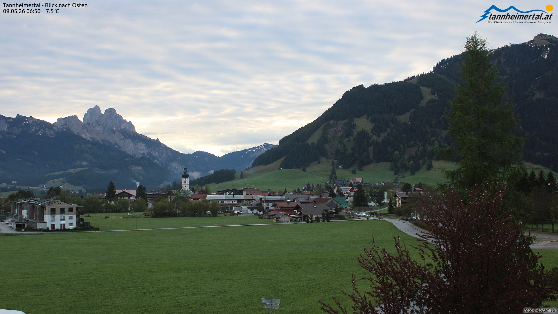 Archiv Foto Webcam Blick ins Tannheimer Tal