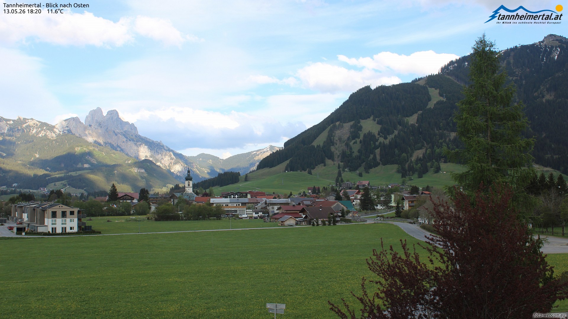 Archiv Foto Webcam Blick ins Tannheimer Tal