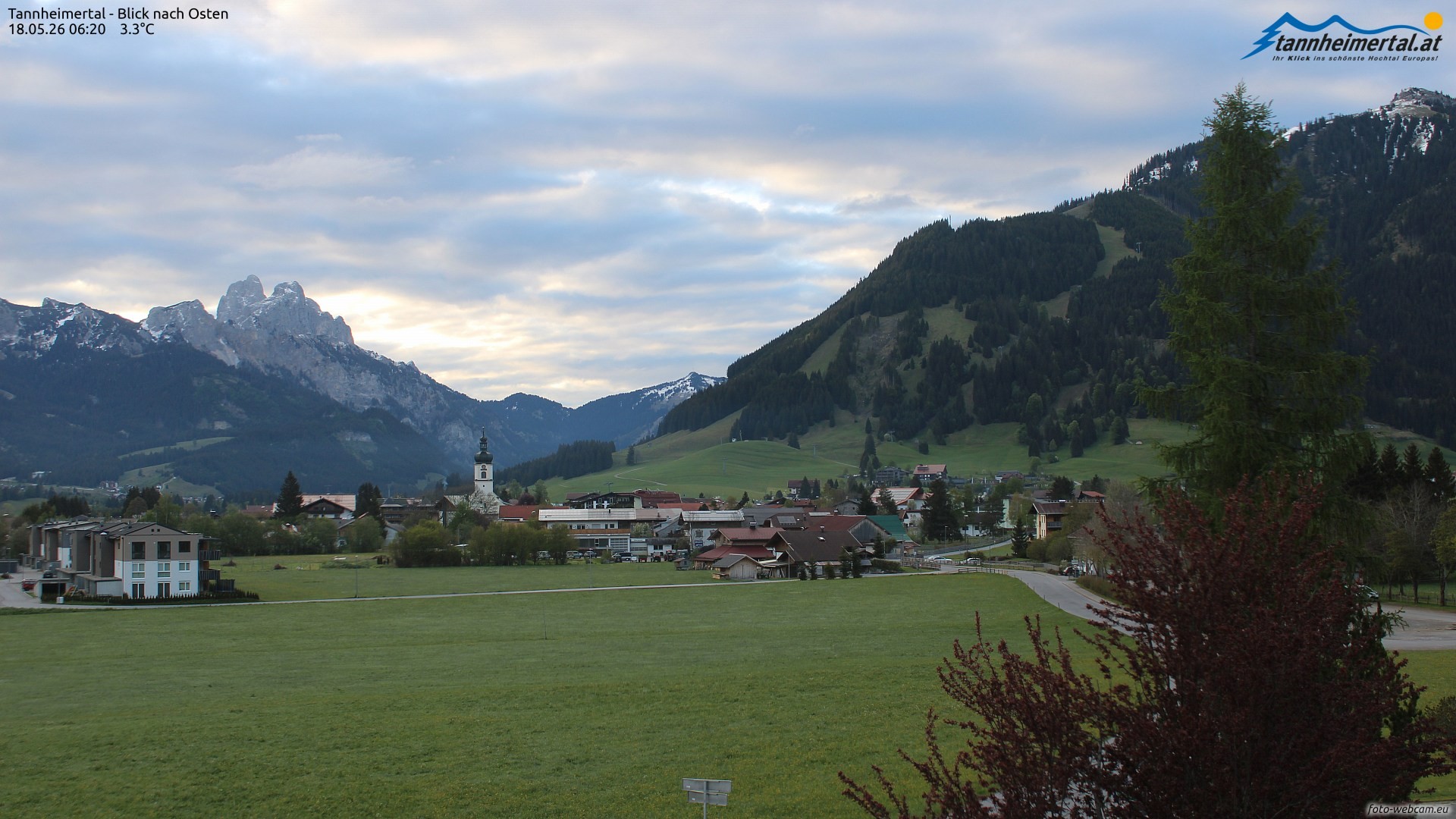 Archiv Foto Webcam Blick ins Tannheimer Tal