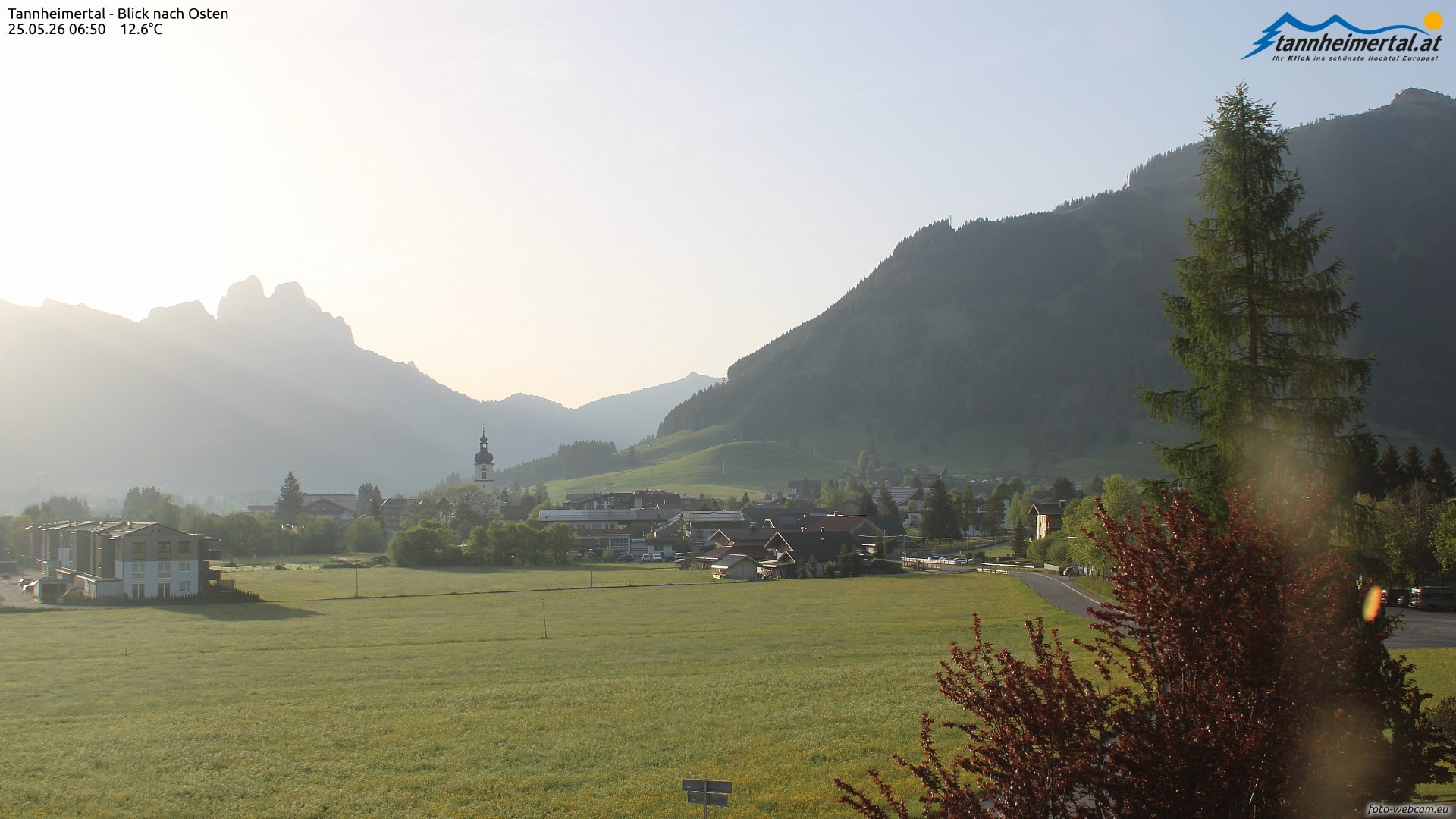 Archiv Foto Webcam Blick ins Tannheimer Tal