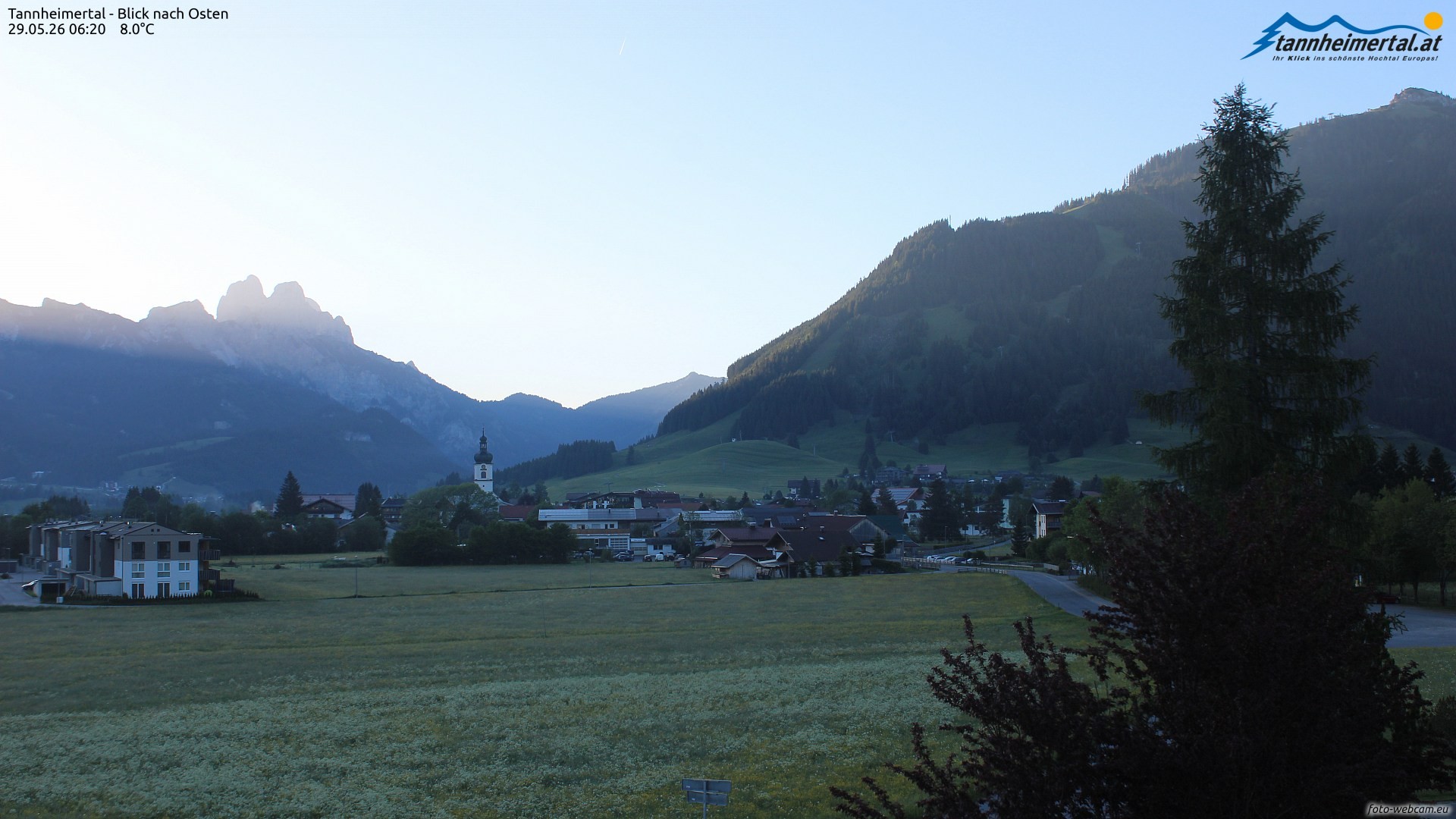 Archiv Foto Webcam Blick ins Tannheimer Tal