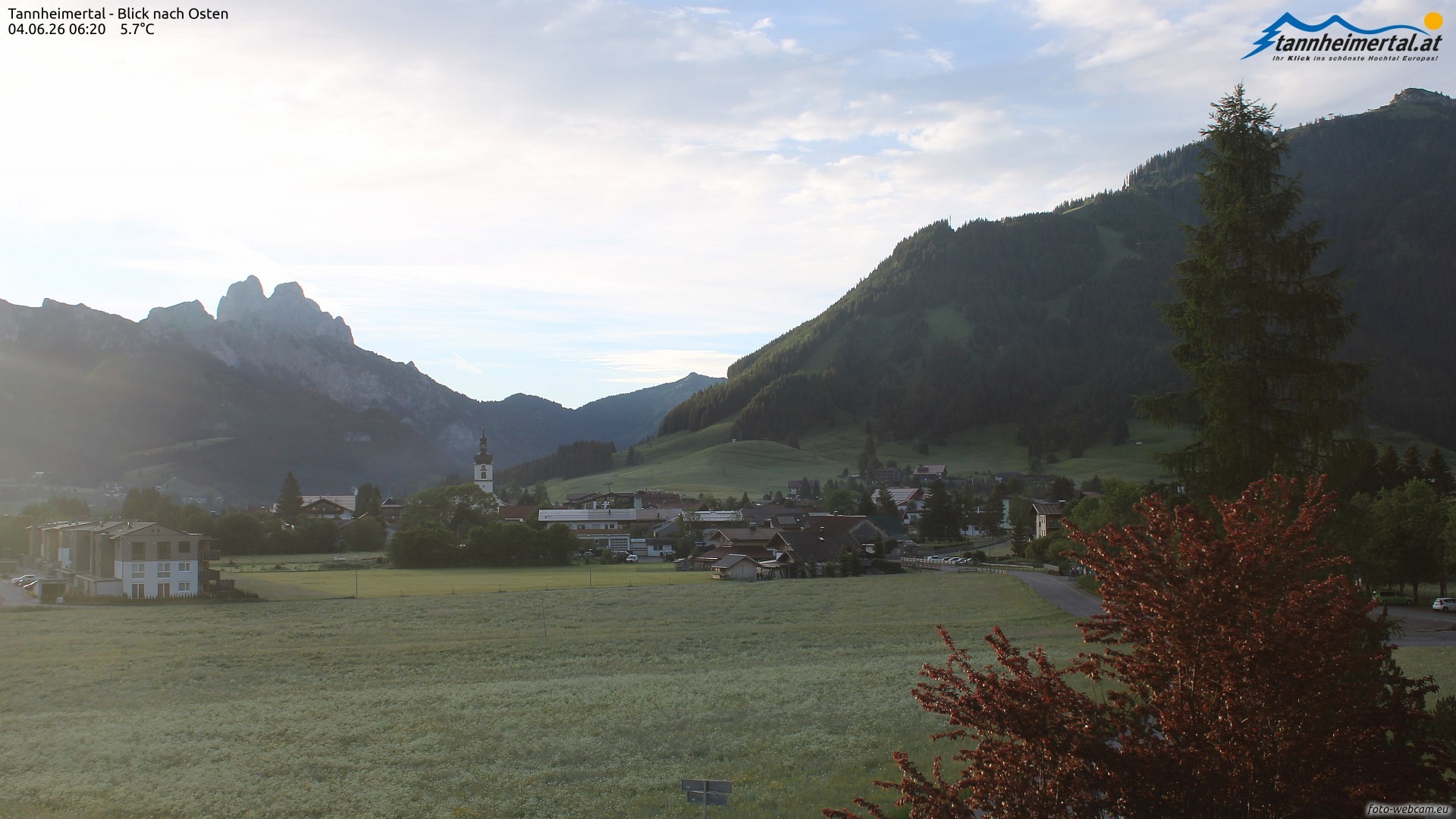 Archiv Foto Webcam Blick ins Tannheimer Tal