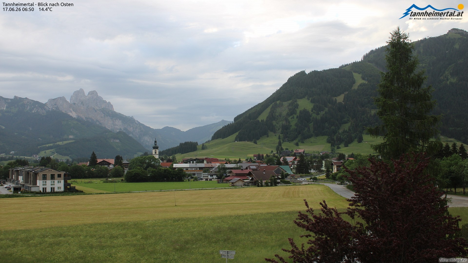 Archiv Foto Webcam Blick ins Tannheimer Tal