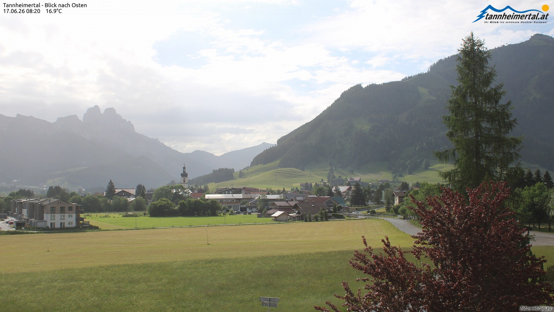 Archiv Foto Webcam Blick ins Tannheimer Tal