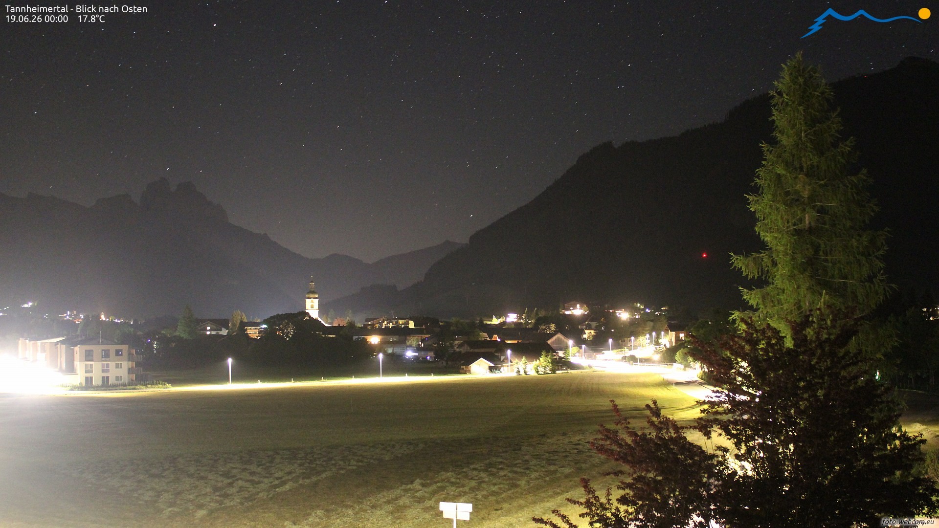 Archiv Foto Webcam Blick ins Tannheimer Tal