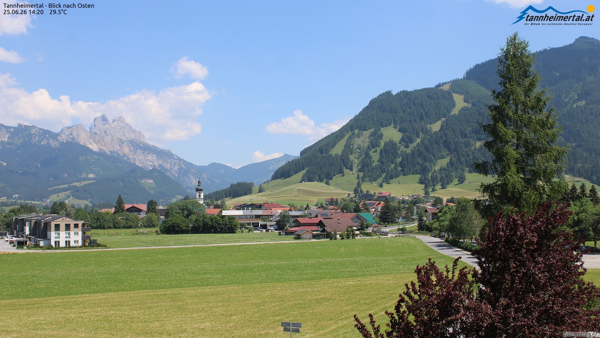 Archiv Foto Webcam Blick ins Tannheimer Tal