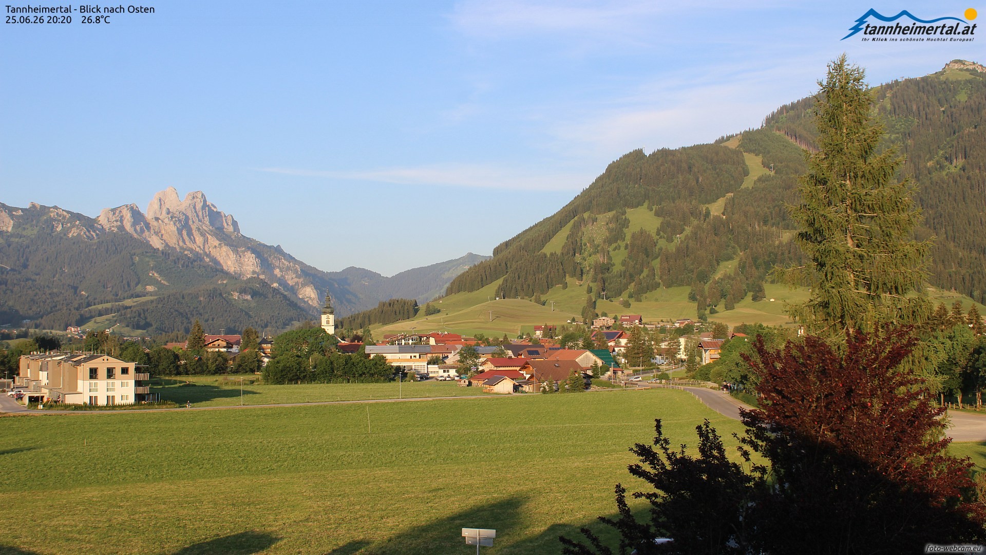 Archiv Foto Webcam Blick ins Tannheimer Tal