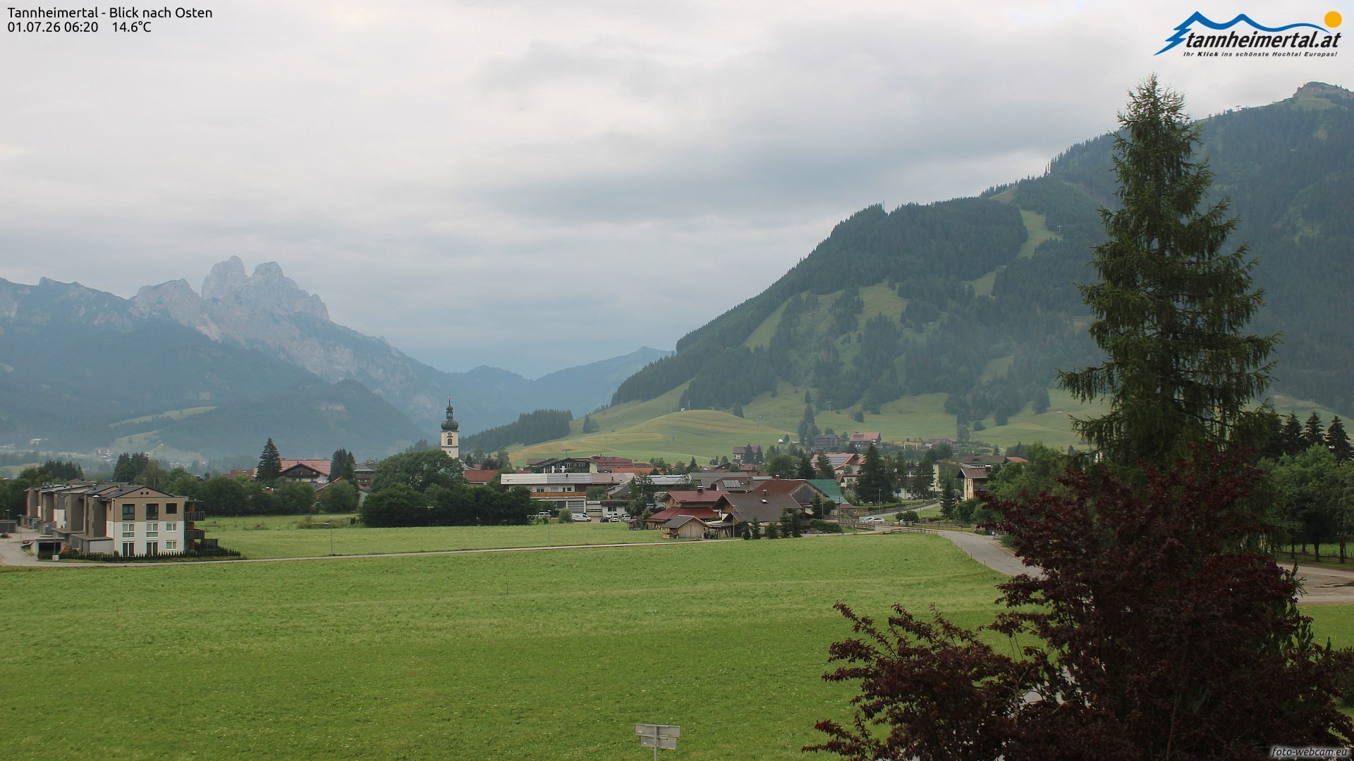 Archiv Foto Webcam Blick ins Tannheimer Tal