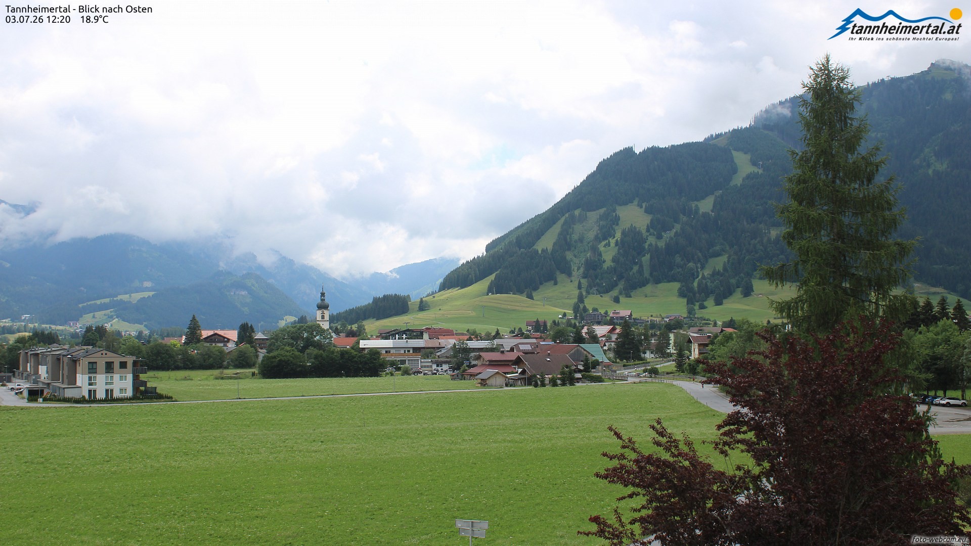 Archiv Foto Webcam Blick ins Tannheimer Tal
