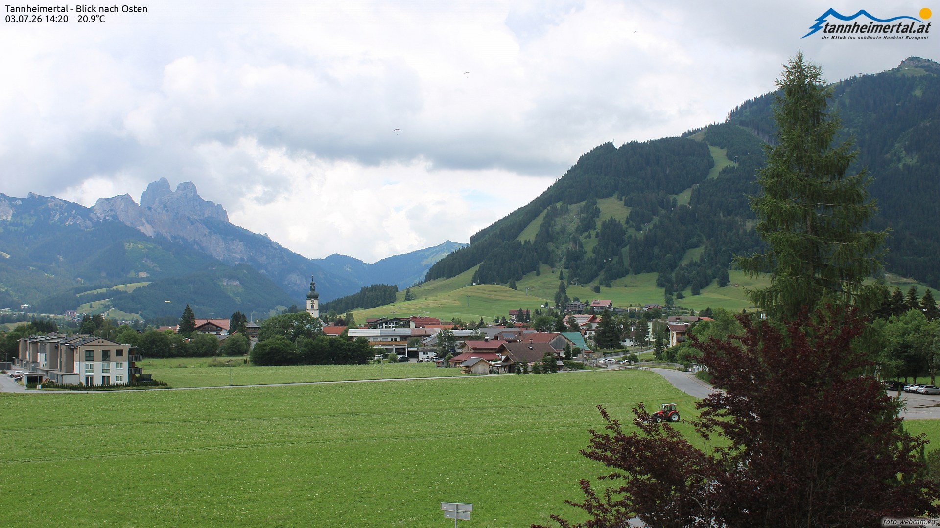 Archiv Foto Webcam Blick ins Tannheimer Tal