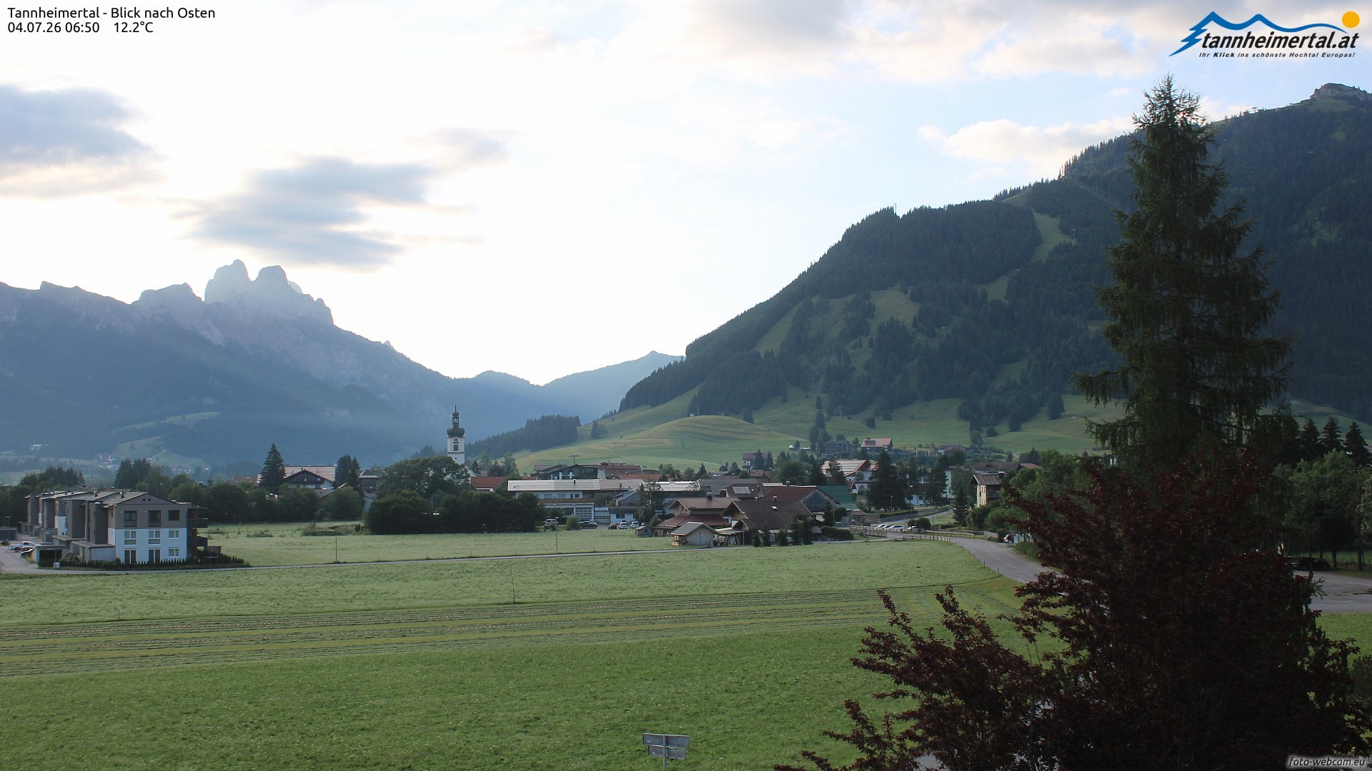 Archiv Foto Webcam Blick ins Tannheimer Tal