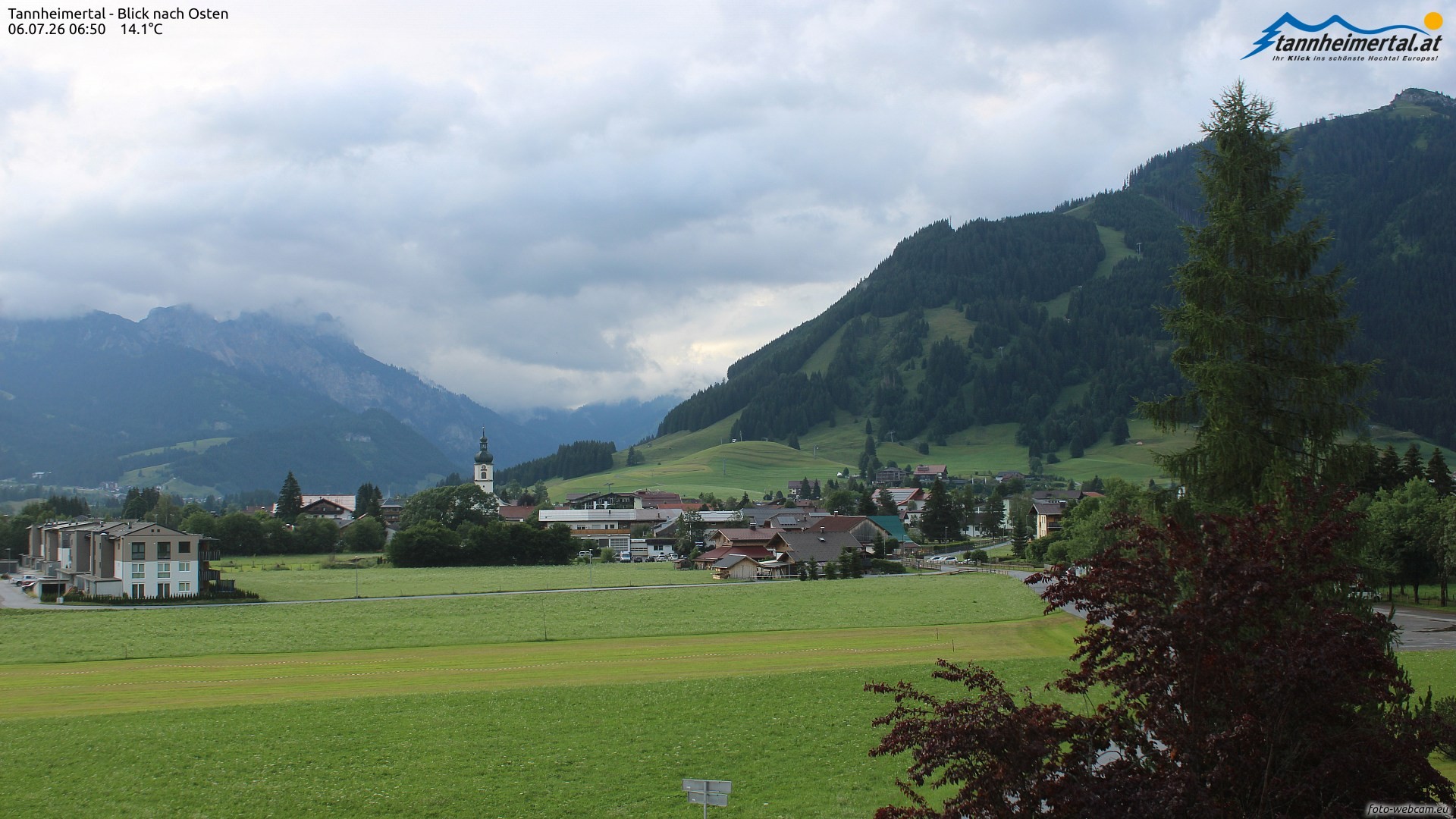 Archiv Foto Webcam Blick ins Tannheimer Tal