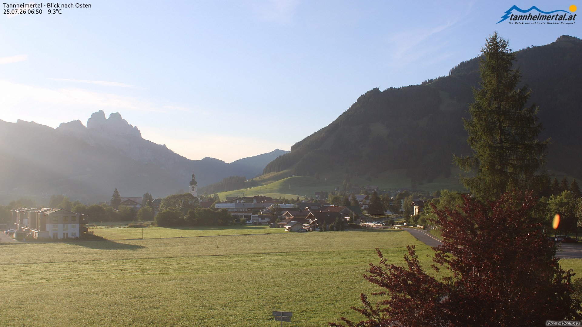 Archiv Foto Webcam Blick ins Tannheimer Tal