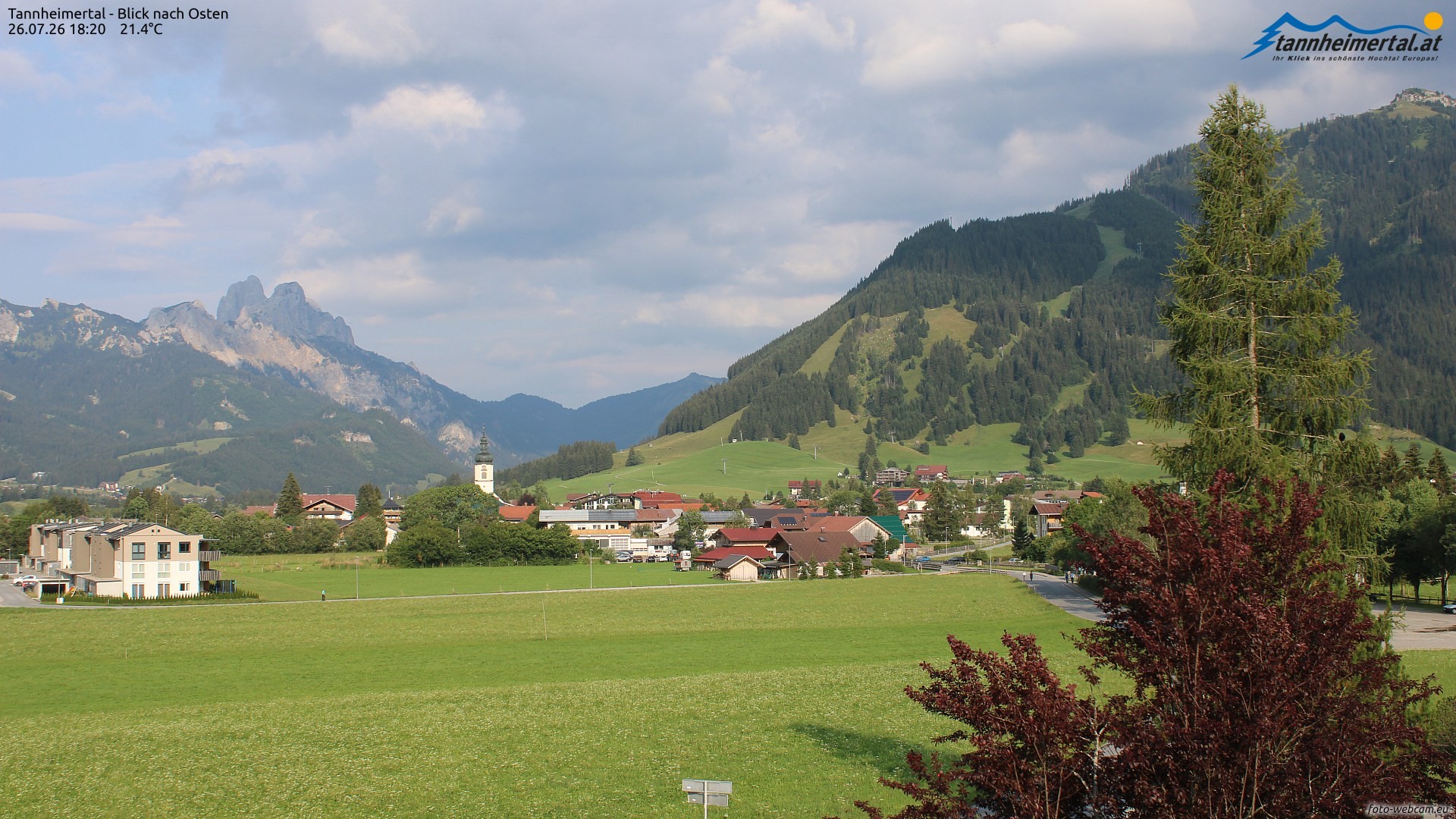 Archiv Foto Webcam Blick ins Tannheimer Tal