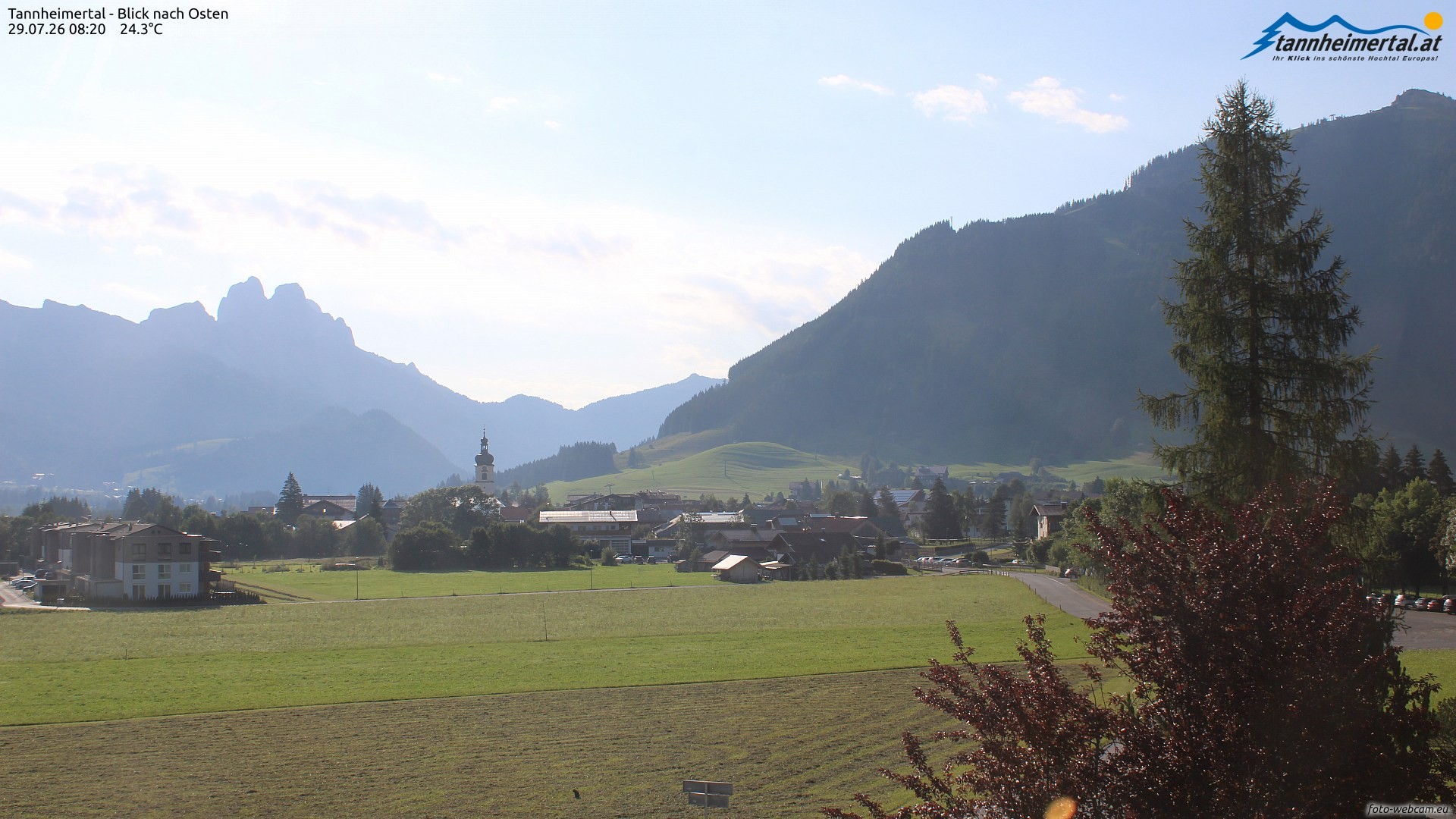Archiv Foto Webcam Blick ins Tannheimer Tal