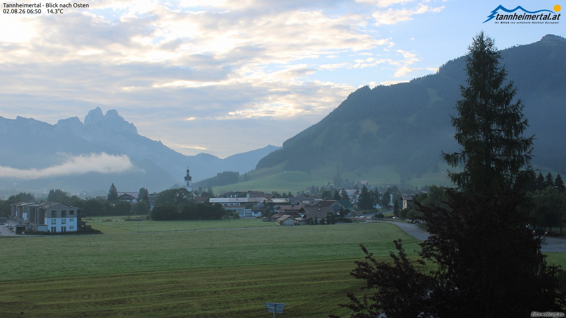 Archiv Foto Webcam Blick ins Tannheimer Tal