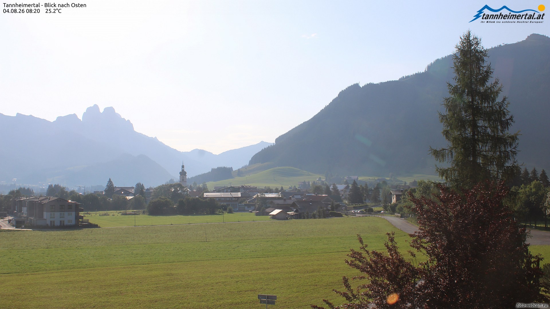 Archiv Foto Webcam Blick ins Tannheimer Tal