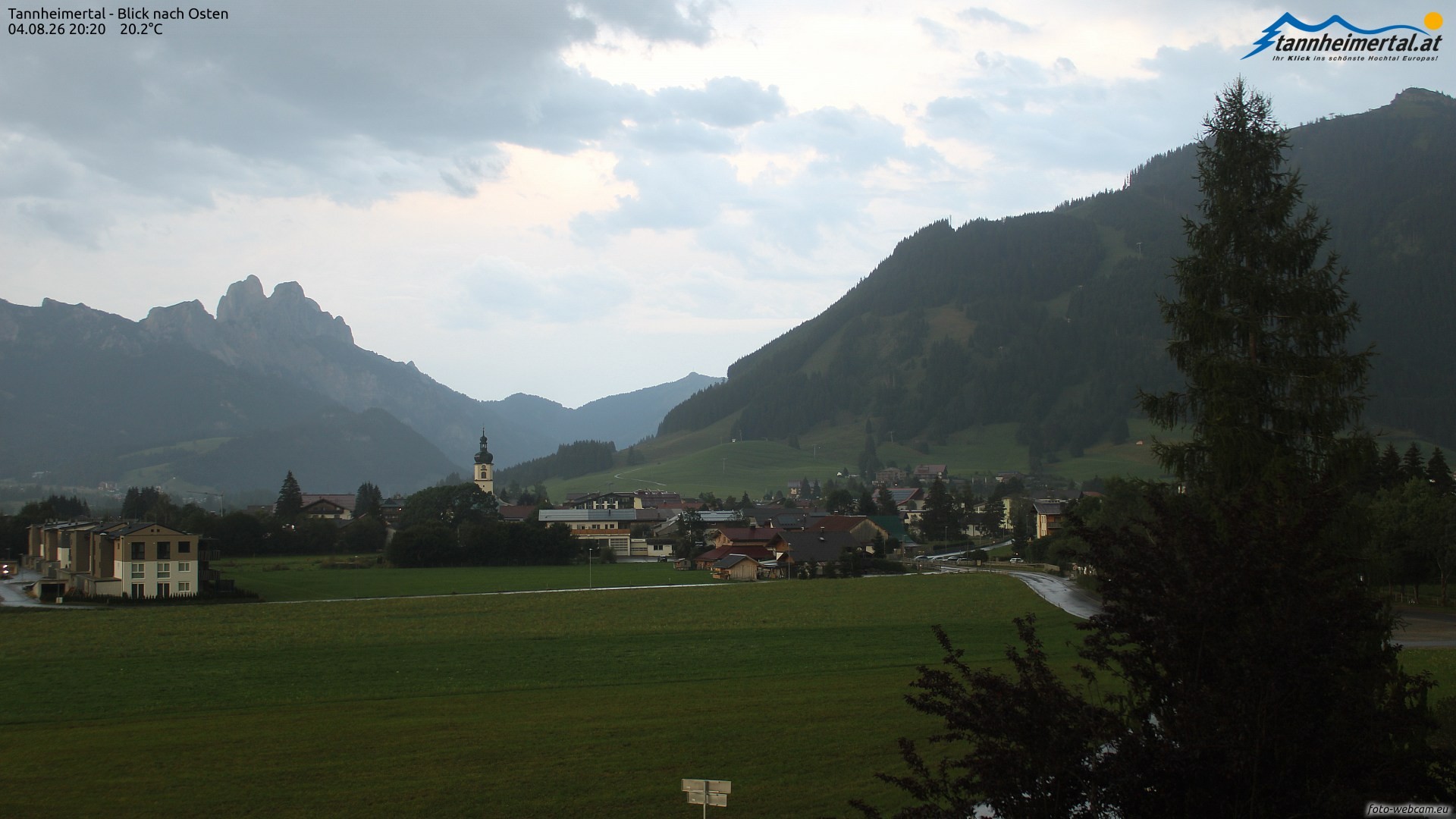 Archiv Foto Webcam Blick ins Tannheimer Tal