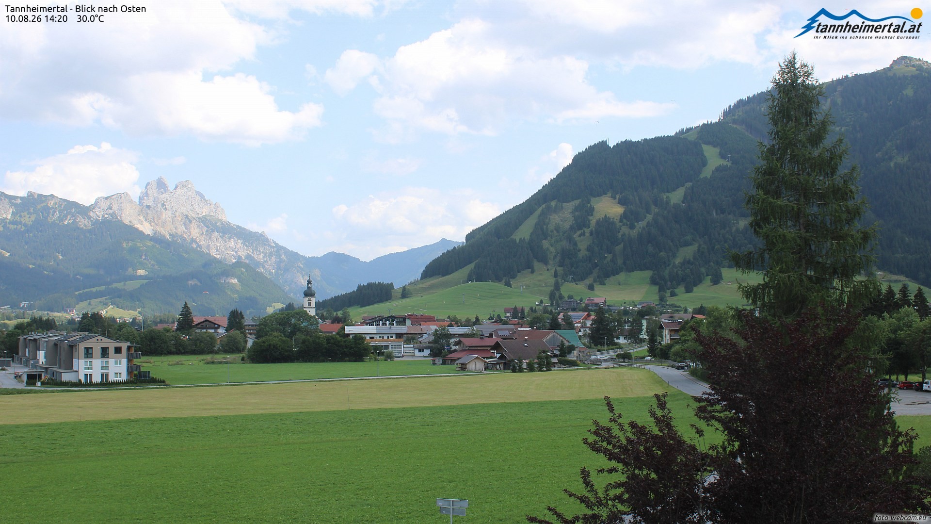 Archiv Foto Webcam Blick ins Tannheimer Tal