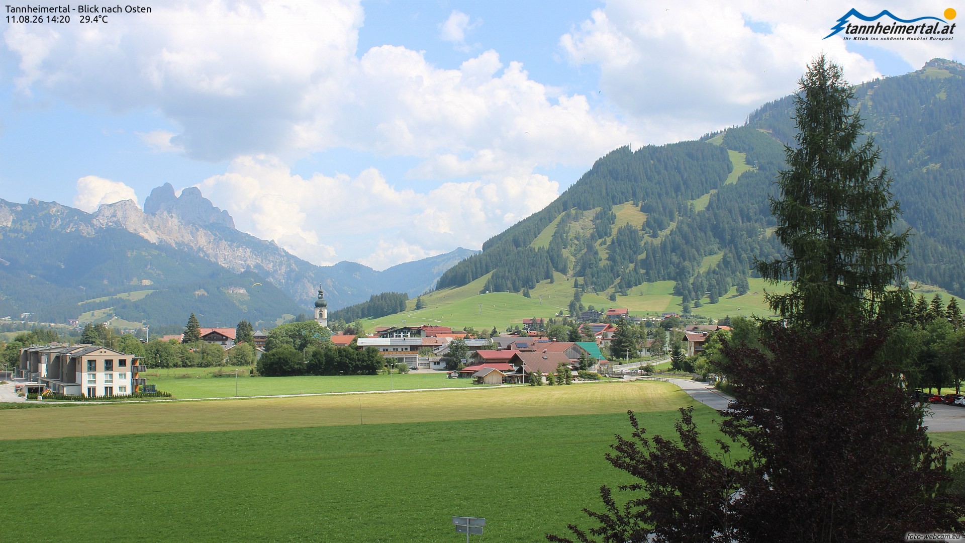 Archiv Foto Webcam Blick ins Tannheimer Tal