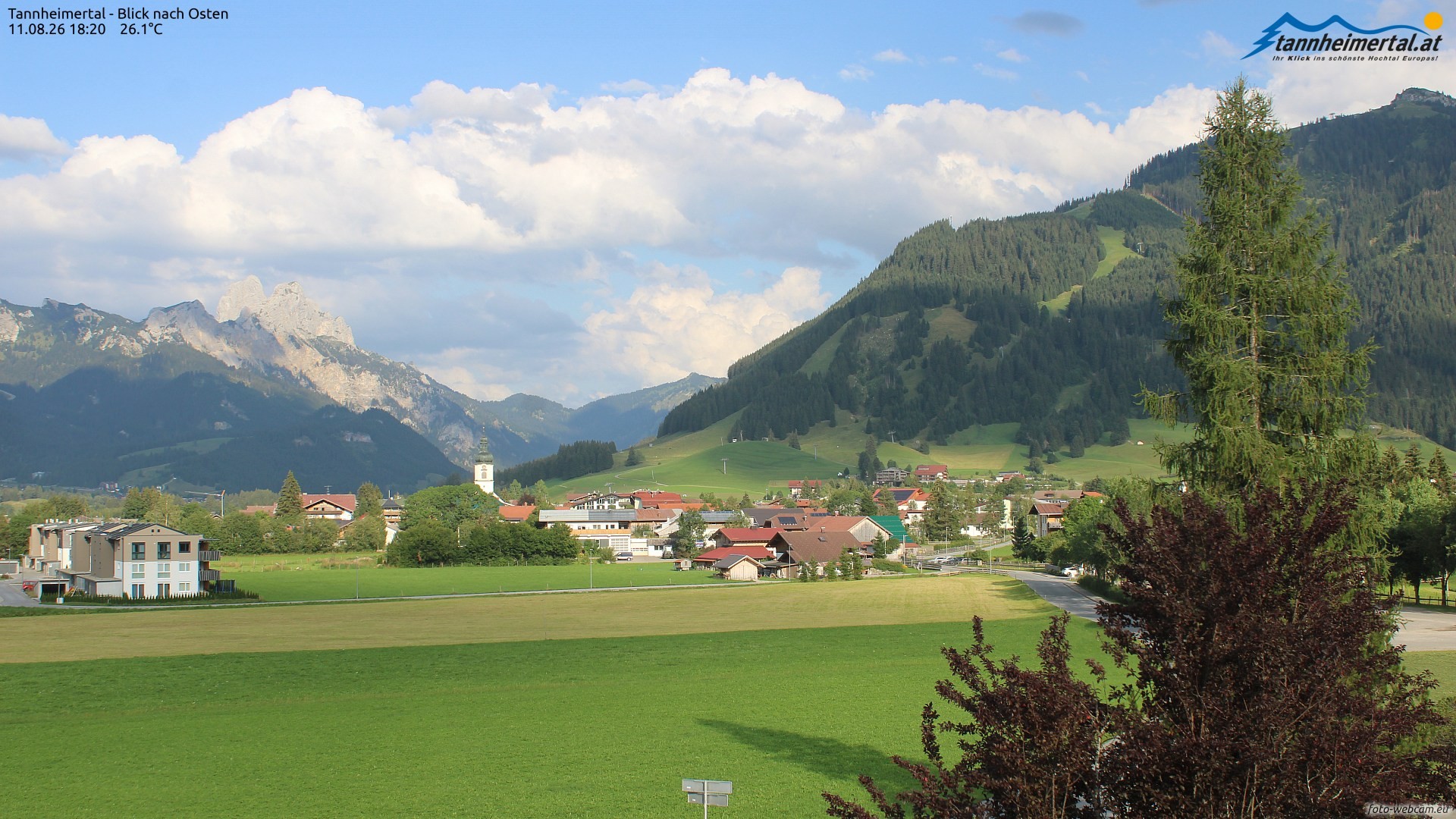 Archiv Foto Webcam Blick ins Tannheimer Tal