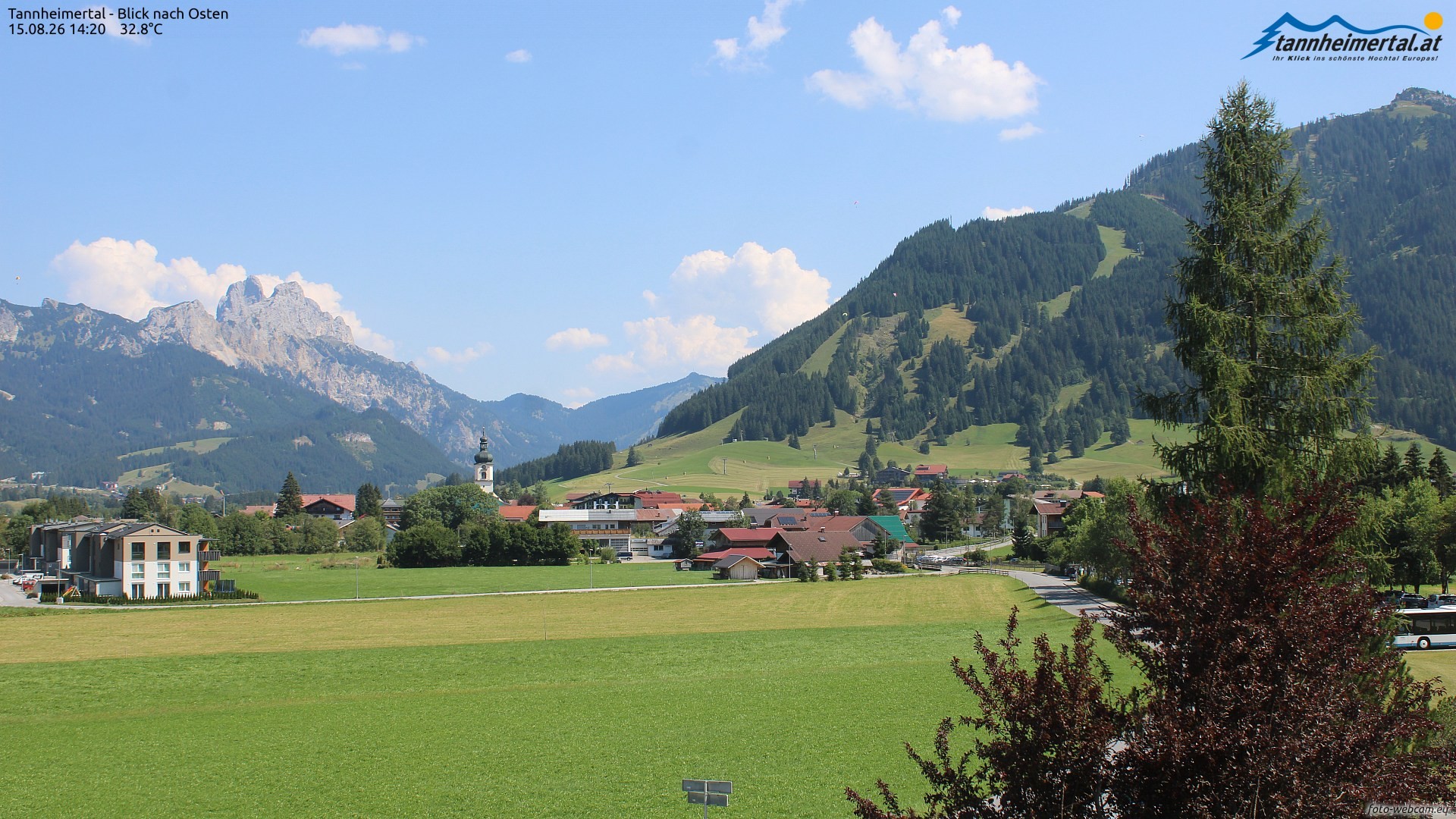 Archiv Foto Webcam Blick ins Tannheimer Tal