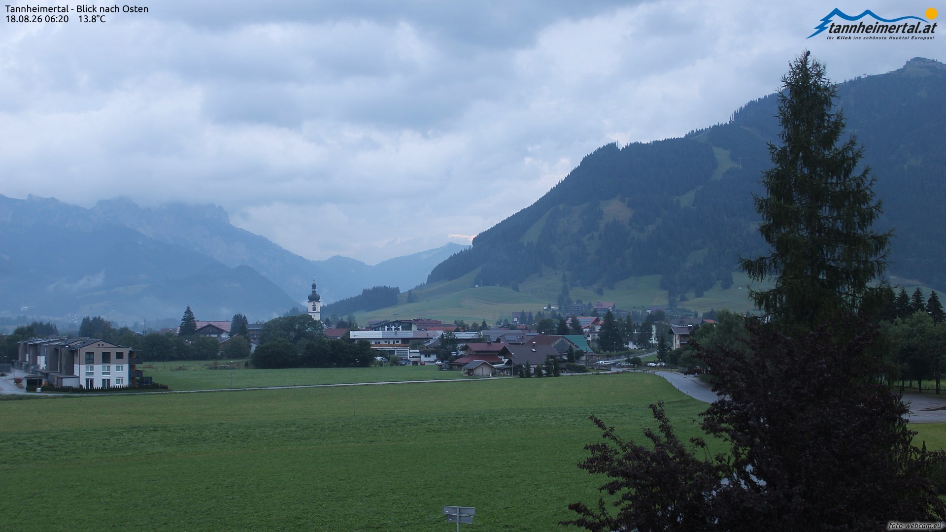 Archiv Foto Webcam Blick ins Tannheimer Tal