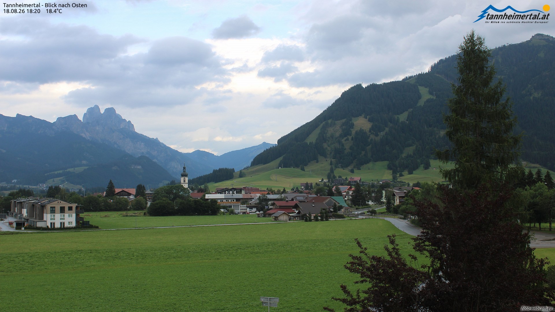 Archiv Foto Webcam Blick ins Tannheimer Tal