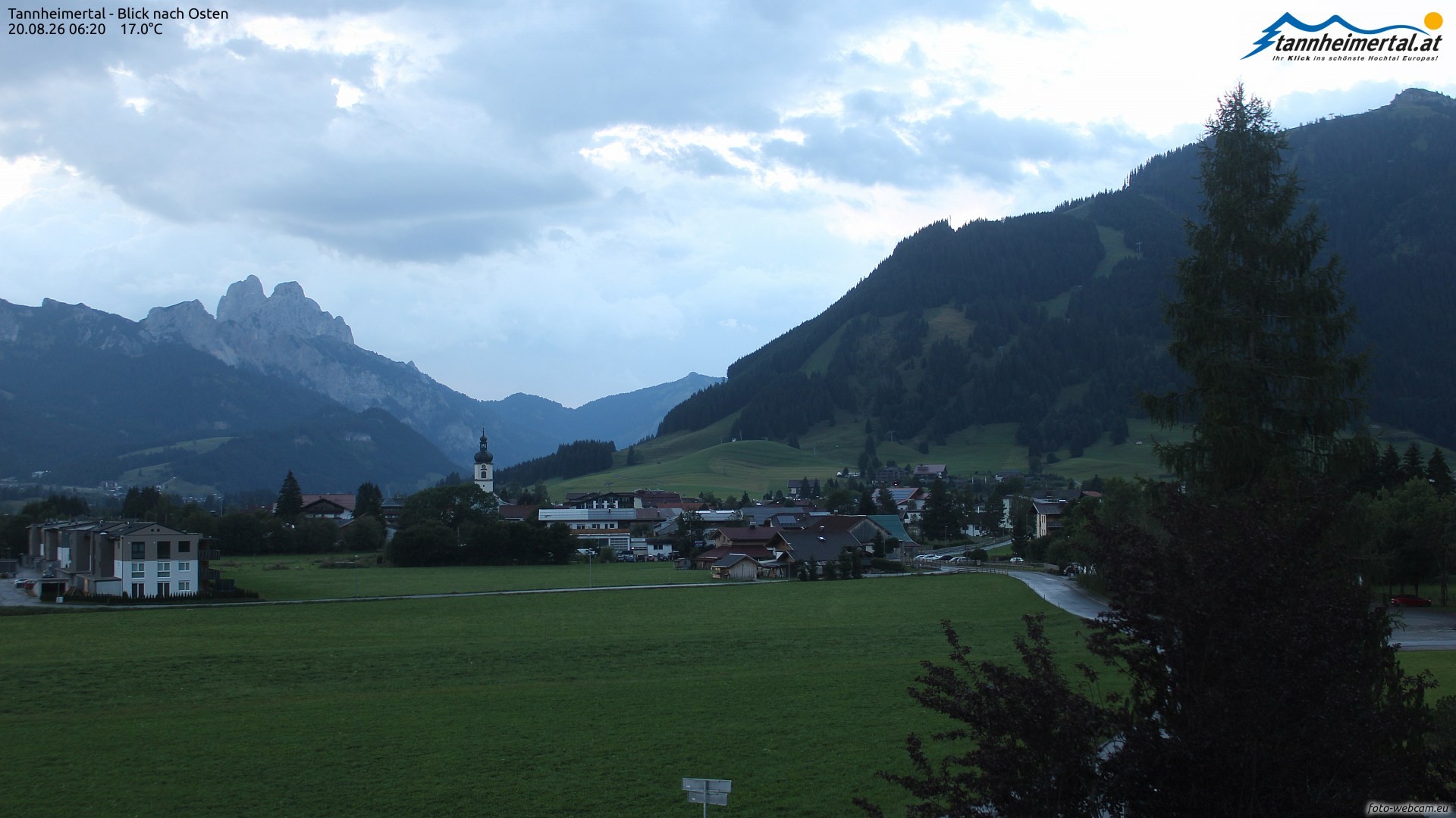 Archiv Foto Webcam Blick ins Tannheimer Tal