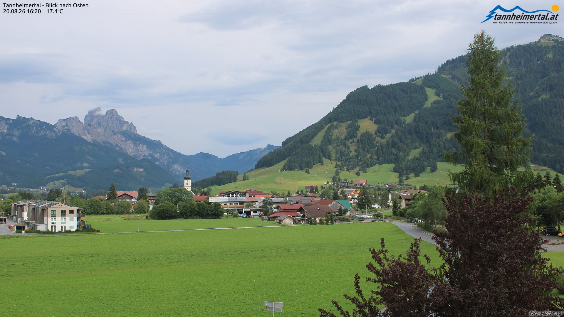 Archiv Foto Webcam Blick ins Tannheimer Tal
