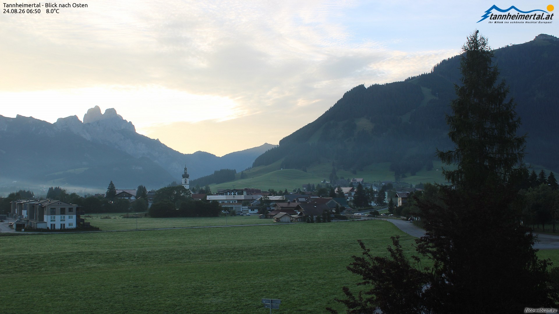 Archiv Foto Webcam Blick ins Tannheimer Tal
