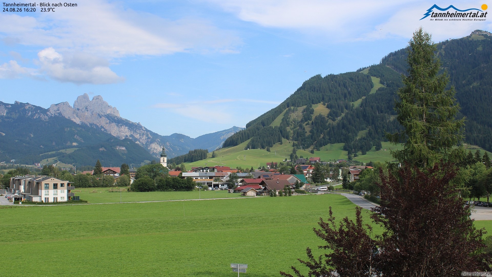 Archiv Foto Webcam Blick ins Tannheimer Tal