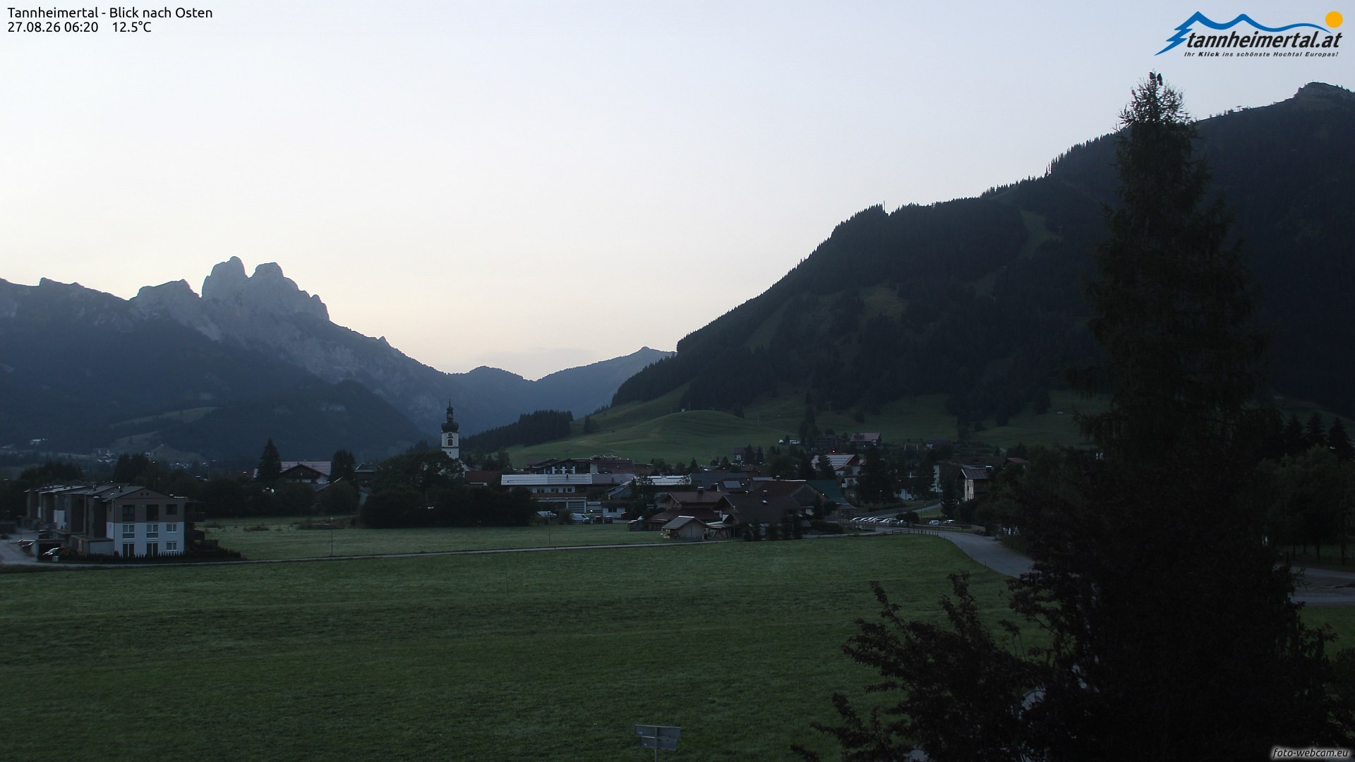 Archiv Foto Webcam Blick ins Tannheimer Tal