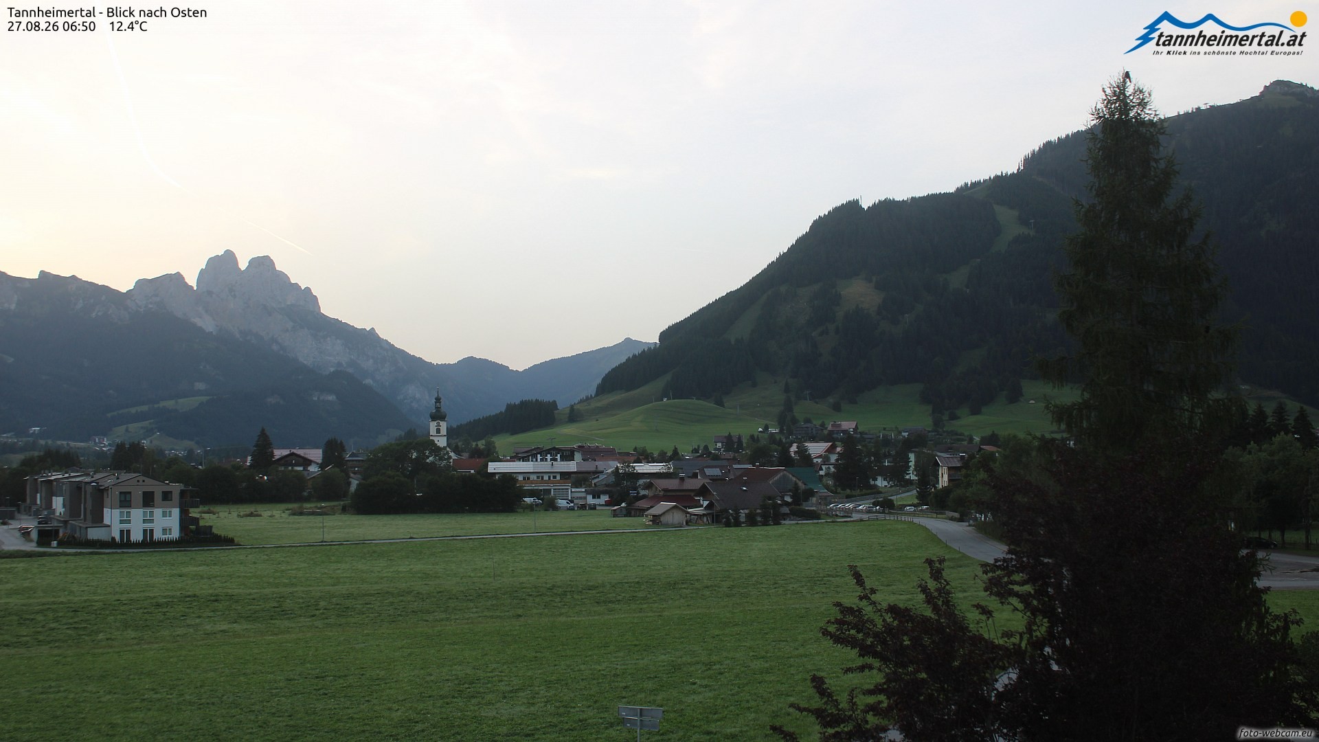 Archiv Foto Webcam Blick ins Tannheimer Tal