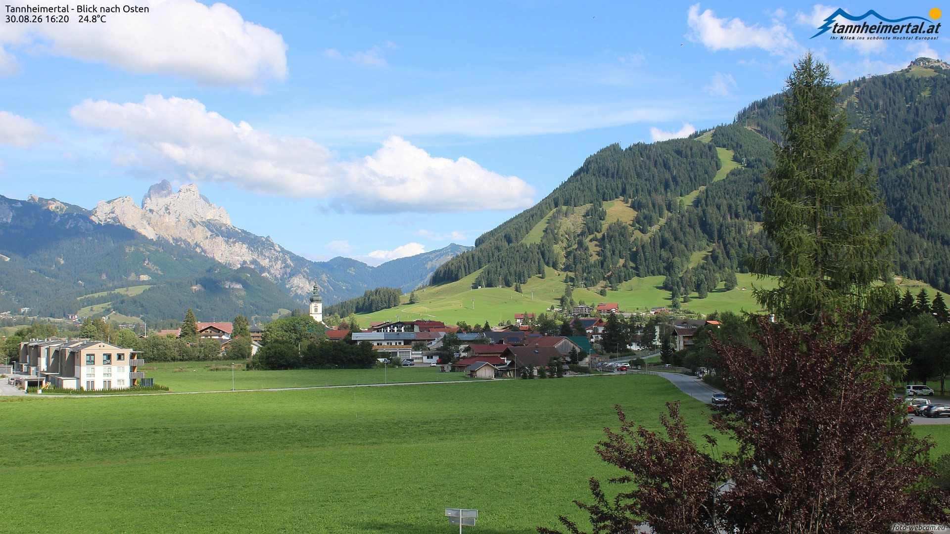 Archiv Foto Webcam Blick ins Tannheimer Tal