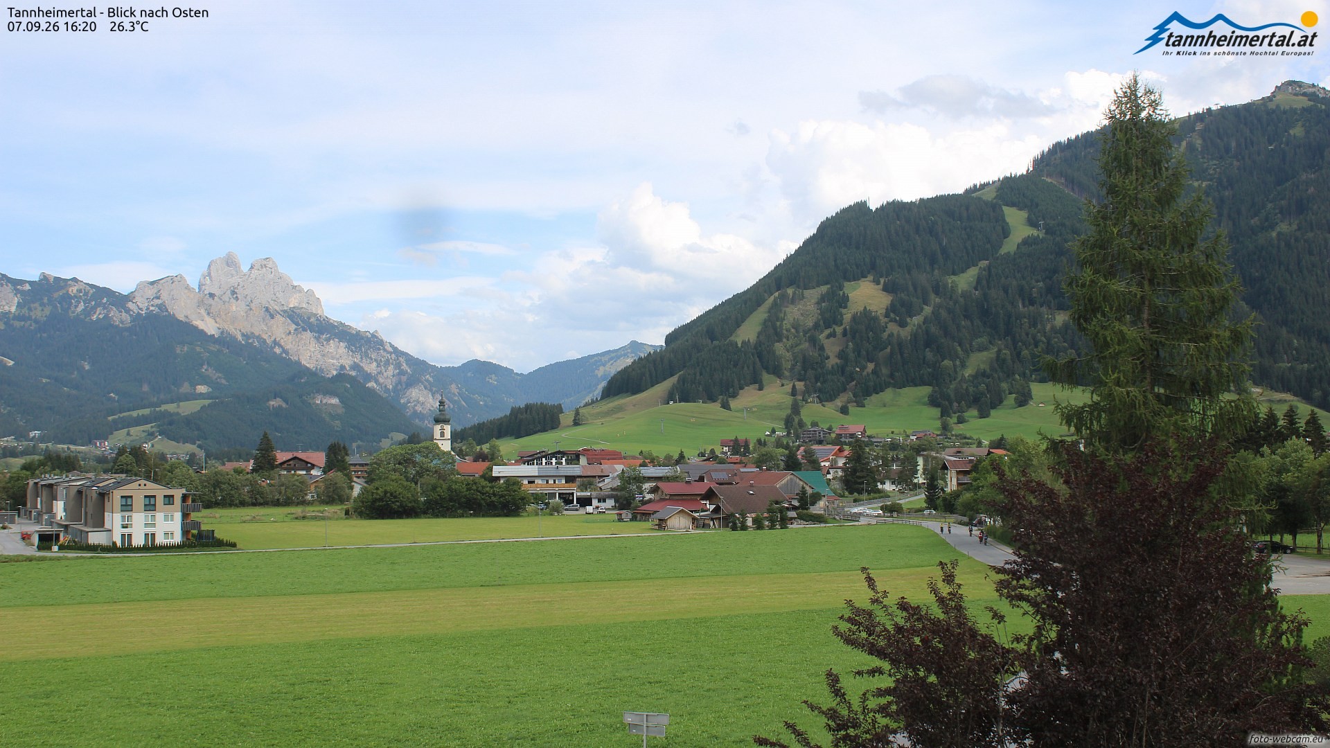 Archiv Foto Webcam Blick ins Tannheimer Tal