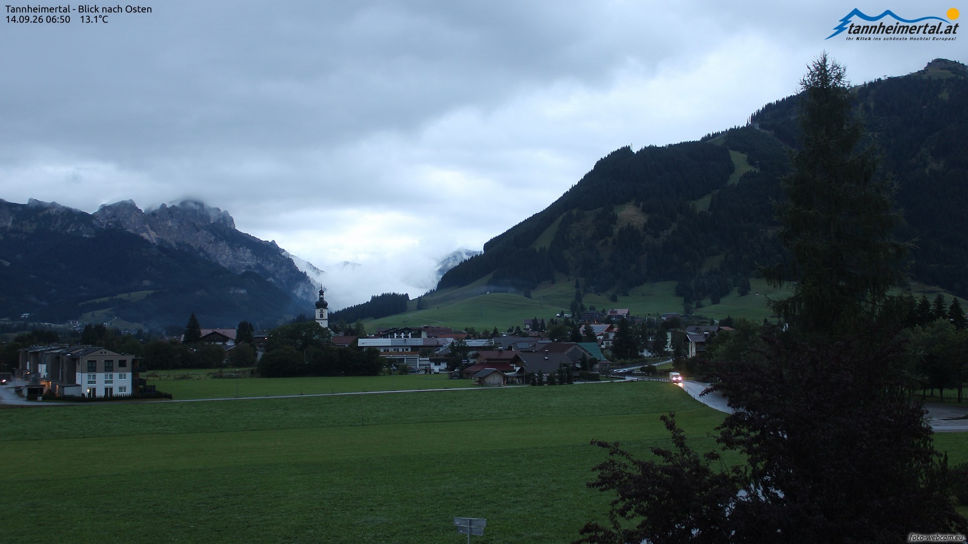 Archiv Foto Webcam Blick ins Tannheimer Tal