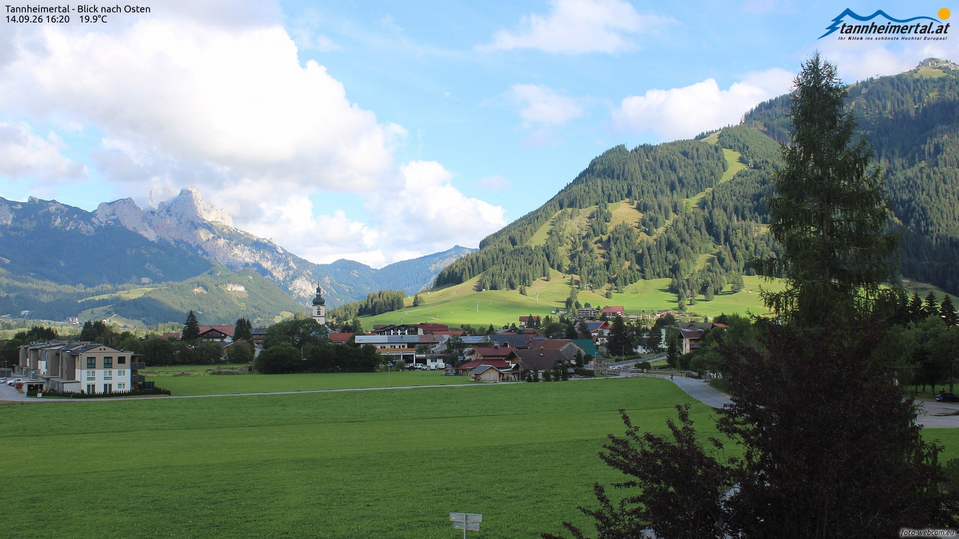 Archiv Foto Webcam Blick ins Tannheimer Tal