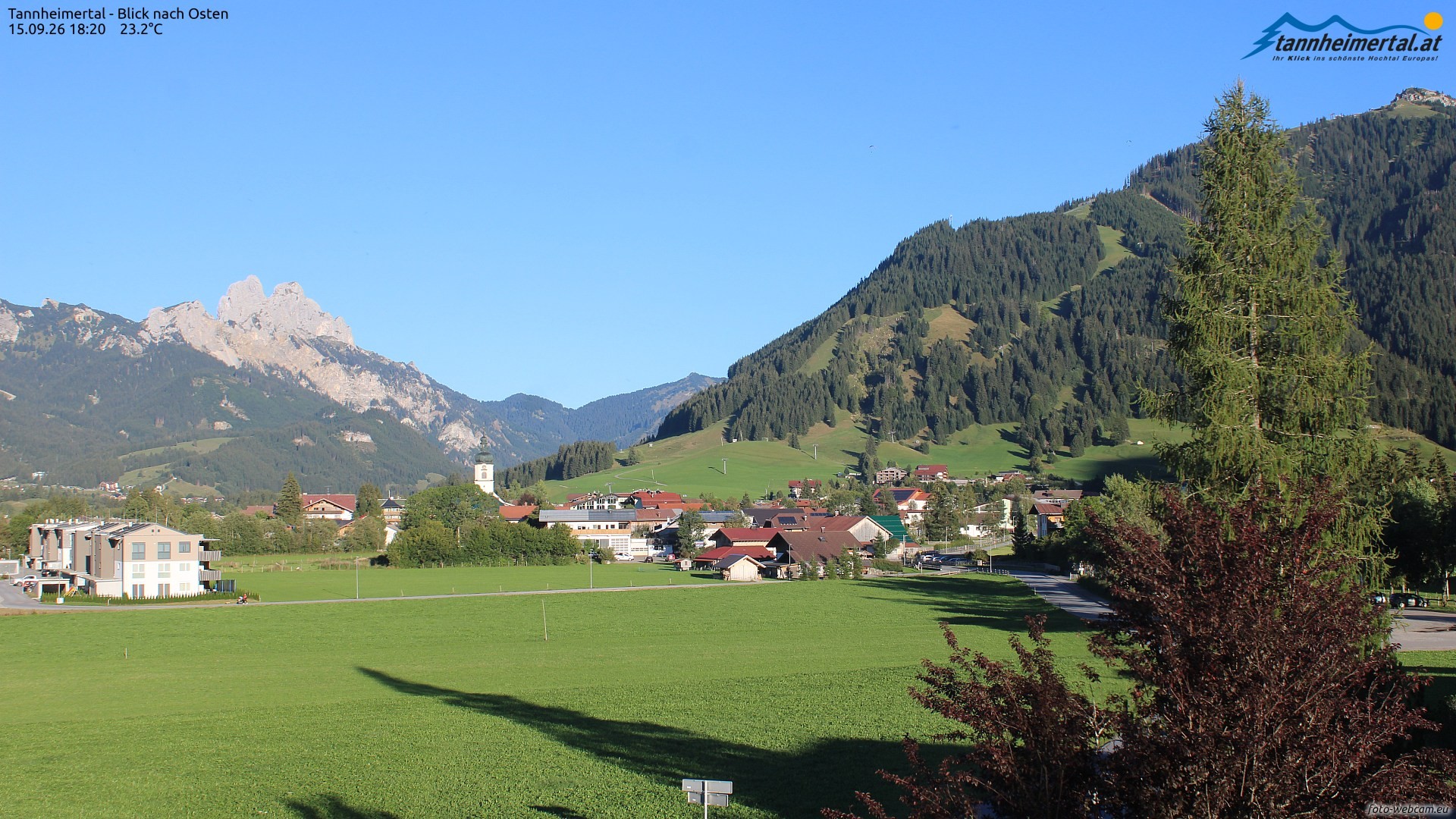 Archiv Foto Webcam Blick ins Tannheimer Tal