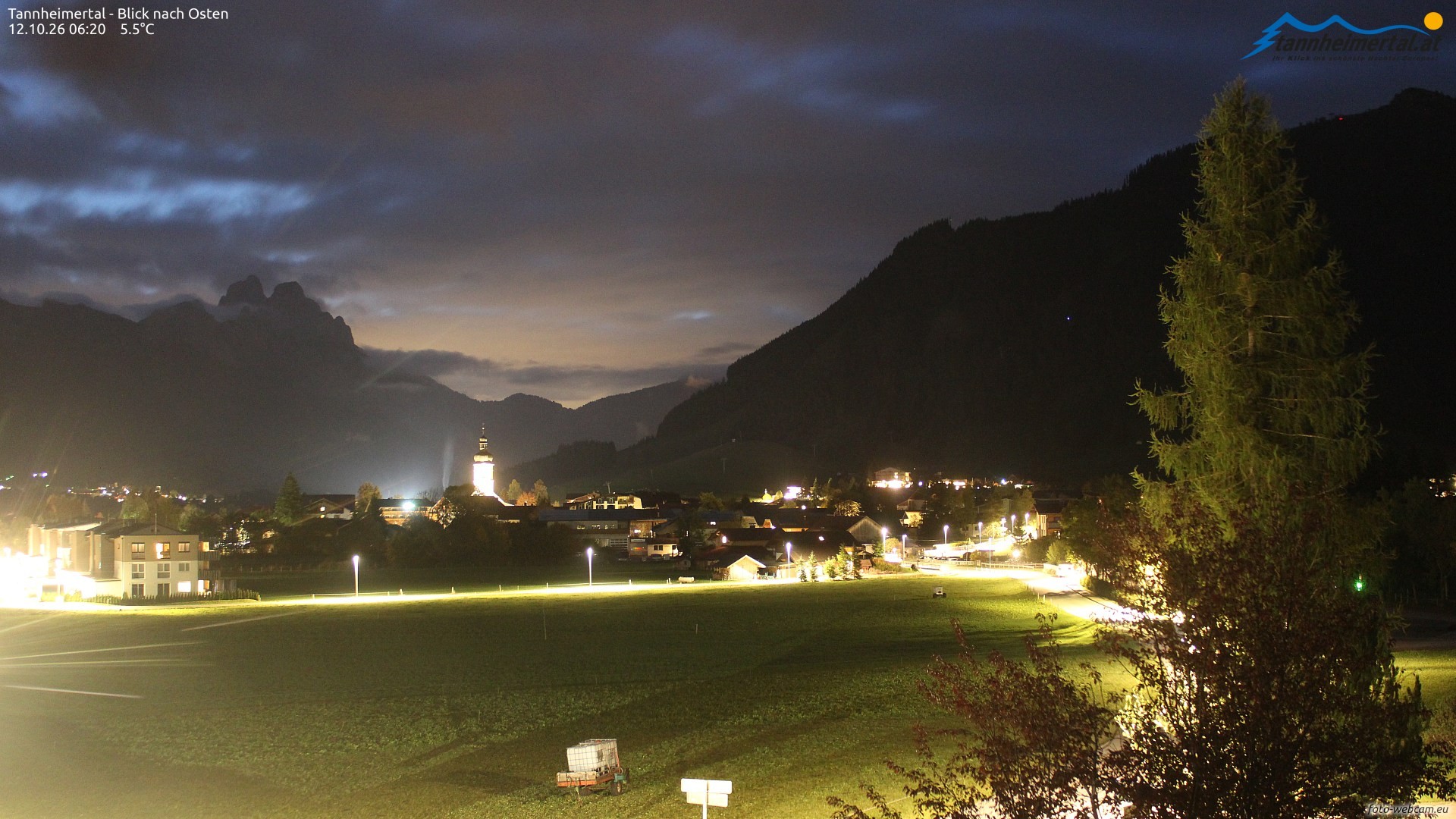 Archiv Foto Webcam Blick ins Tannheimer Tal