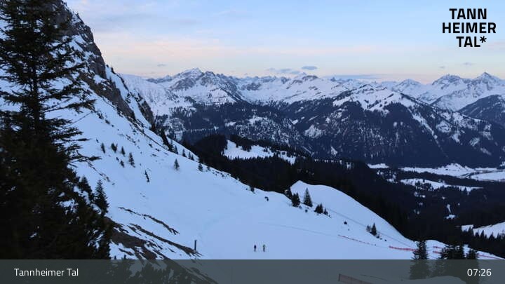 Archiv Foto Webcam Füssener Jöchle - Bergstation