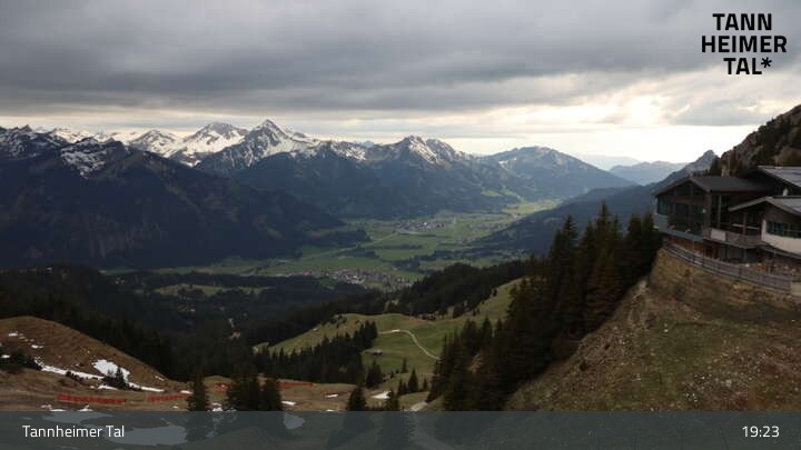 Archiv Foto Webcam Füssener Jöchle - Bergstation
