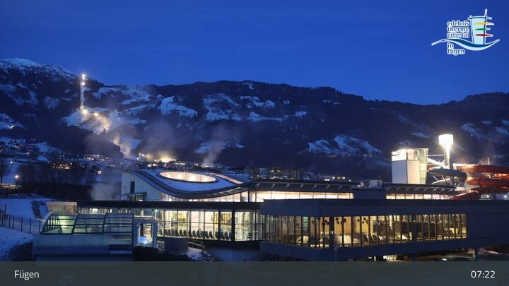 Archiv Foto Webcam Erlebnistherme Zillertal in Fügen