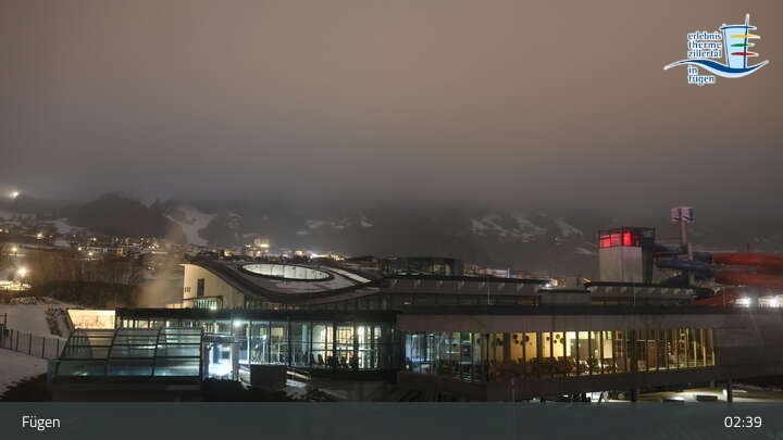 Archiv Foto Webcam Erlebnistherme Zillertal in Fügen