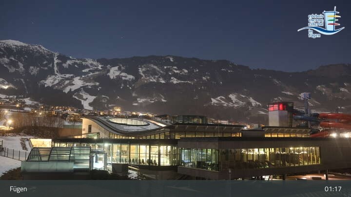 Archiv Foto Webcam Erlebnistherme Zillertal in Fügen
