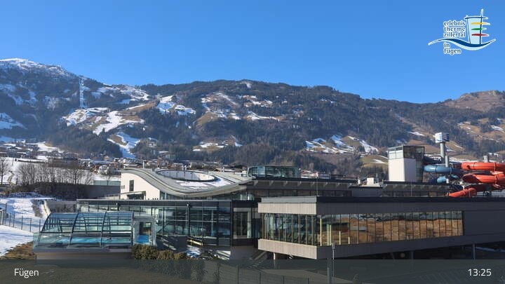 Archiv Foto Webcam Erlebnistherme Zillertal in Fügen