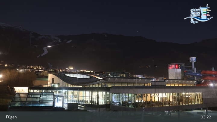 Archiv Foto Webcam Erlebnistherme Zillertal in Fügen